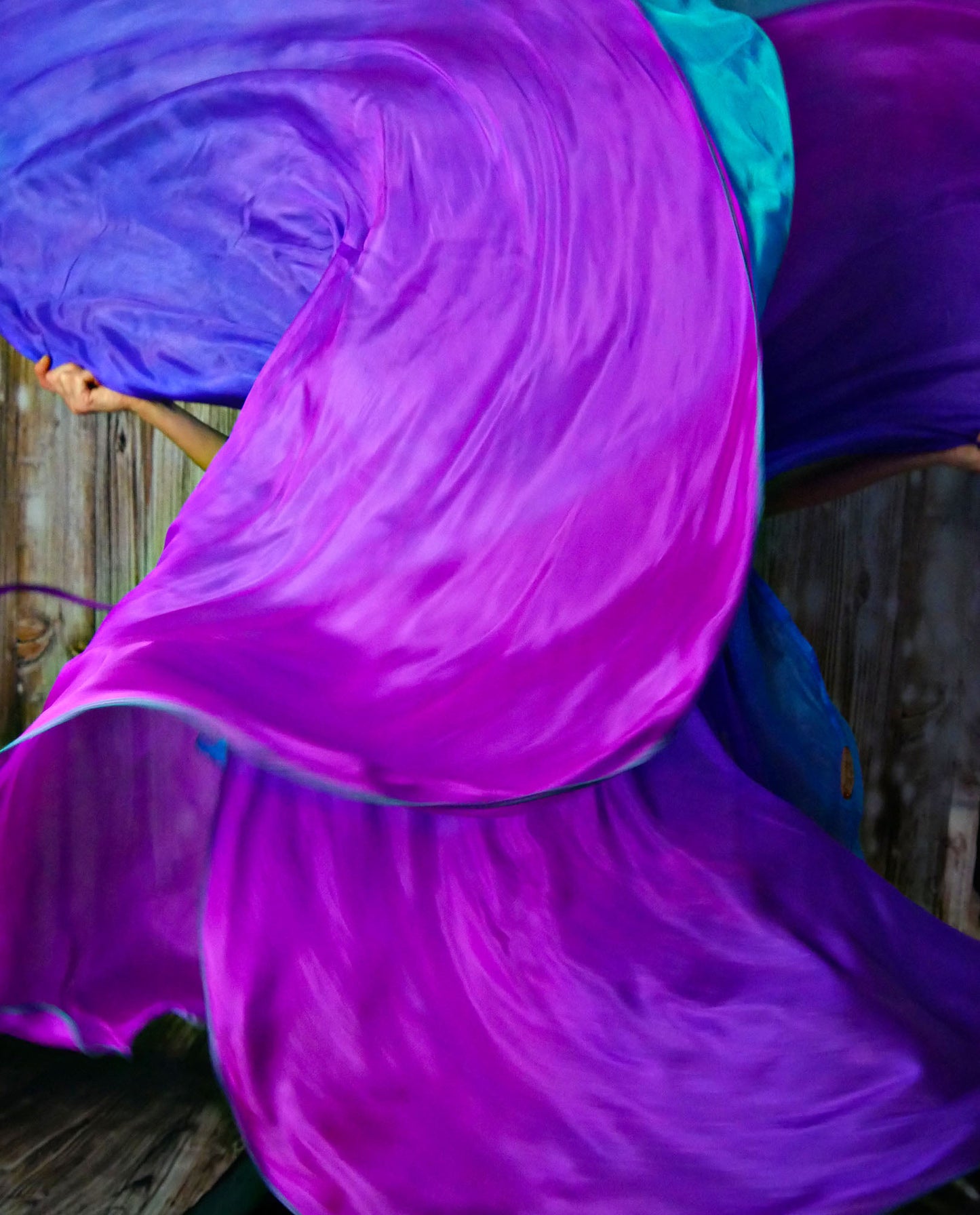 UV Sovereign Humming Bird Silk Wings