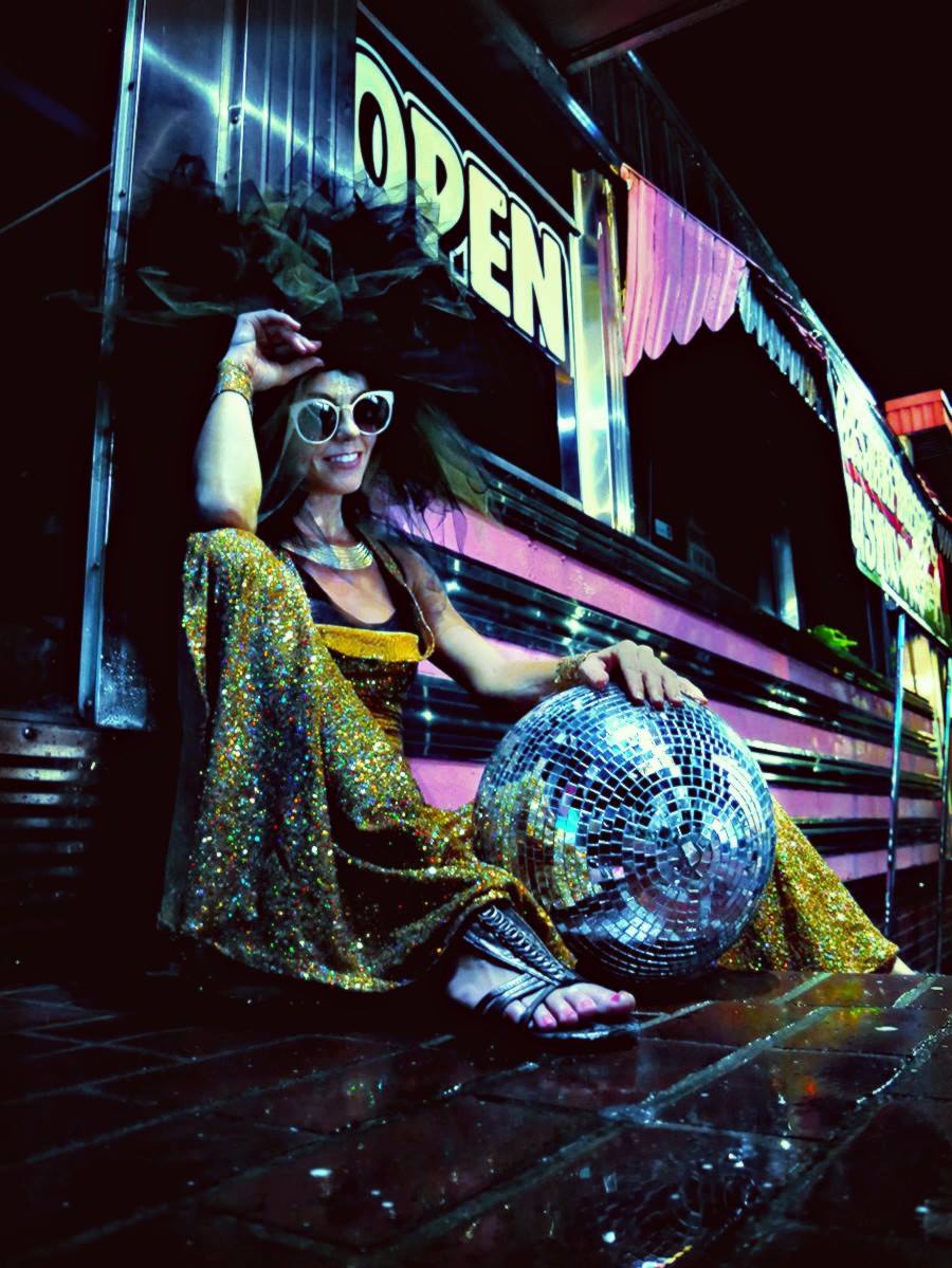 Thumbnail   Thumbnail Thumbnail      Previous     Next  Sequence Disco Spacesuit